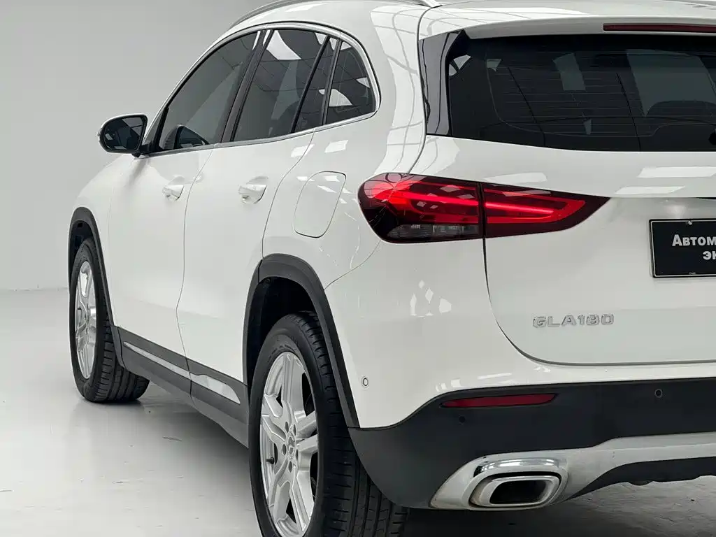 Mercedes-Benz GLA 2022 — фото 8