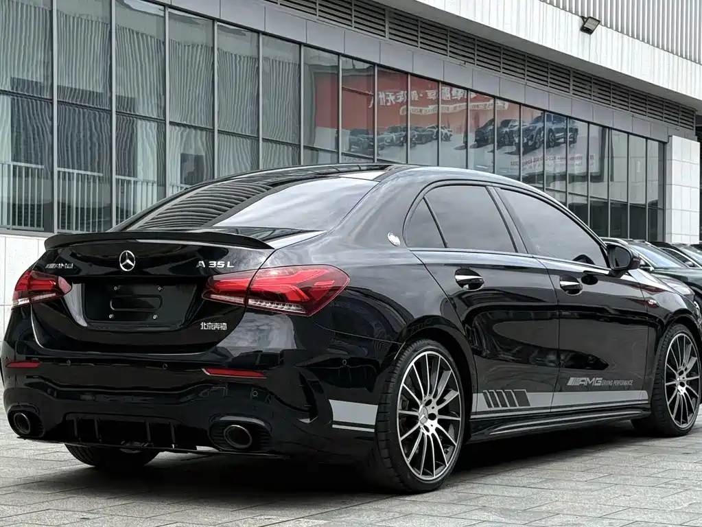 Mercedes-Benz A-Class AMG 2022 — фото 10