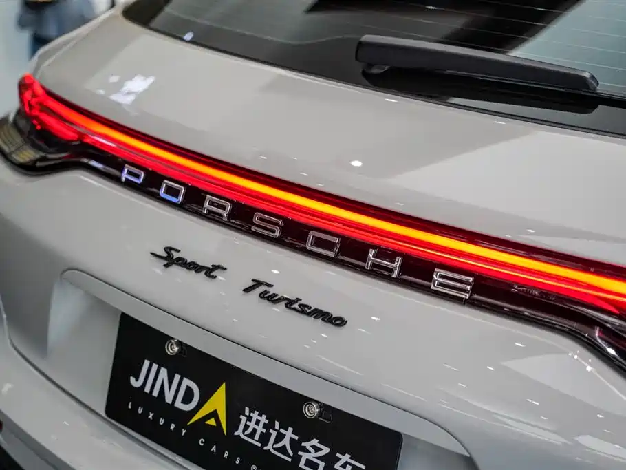 Porsche Panamera 2022 — фото 20