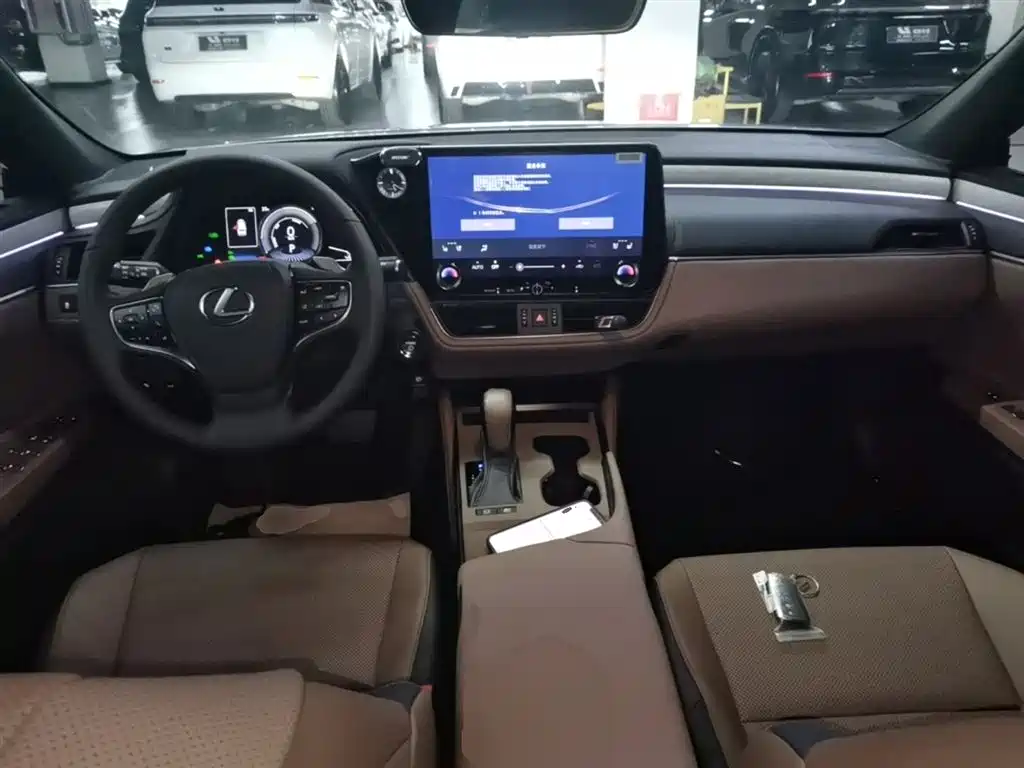 Lexus ES 2025 — фото 10