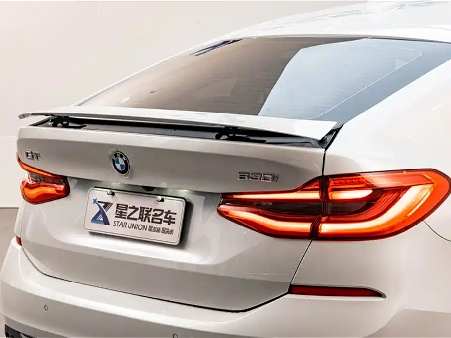 BMW 6 Series GT 2022 — фото 9
