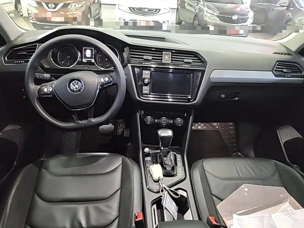Volkswagen Tiguan L 2019 — фото 10