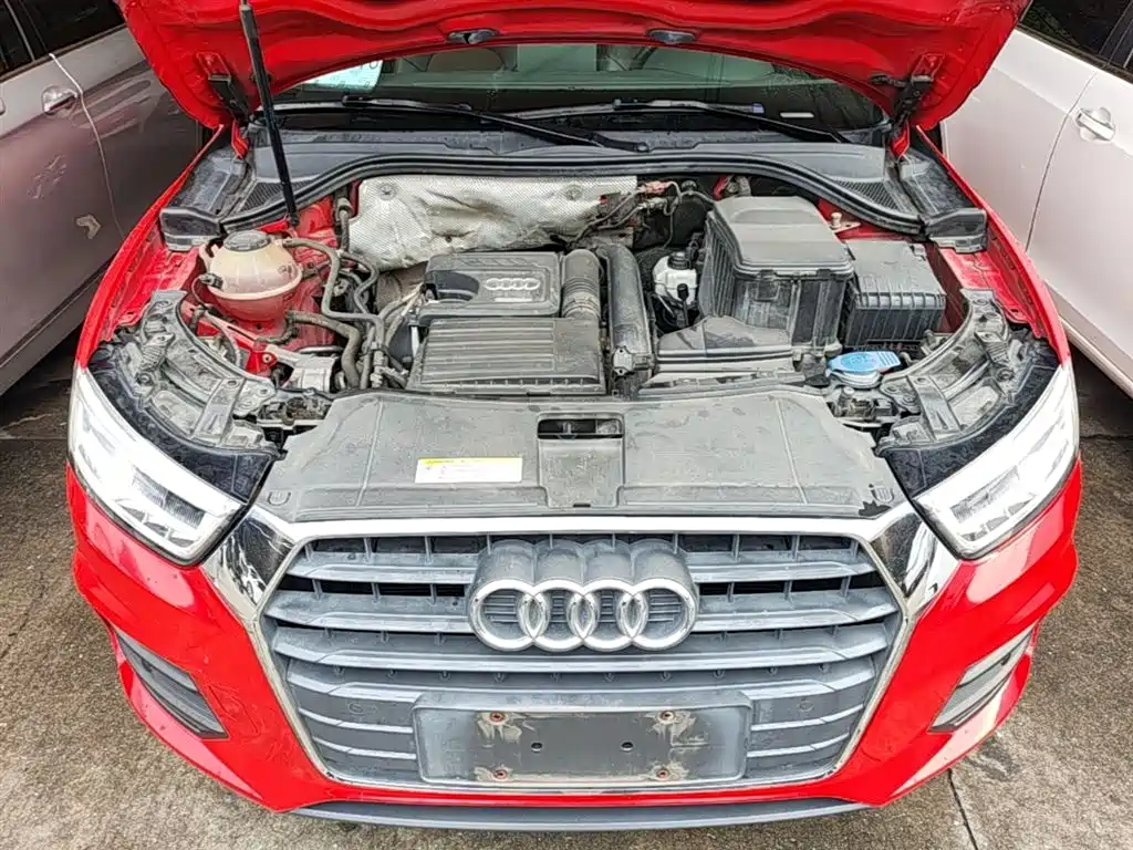 Audi Q3 2018 — фото 20