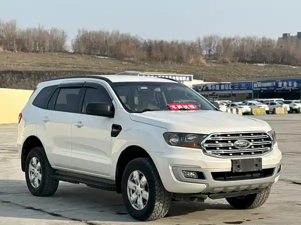 Ford Everest 2021