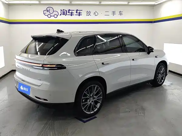 Leapmotor C10 2025