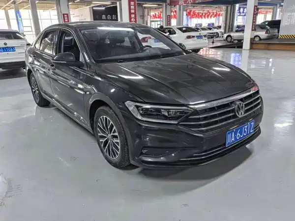 Volkswagen Sagitar 2020