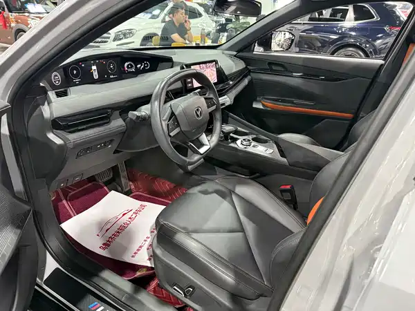 Changan UNI-V 2022