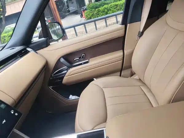 Land Rover Range Rover 2025