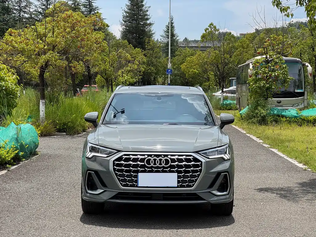 Audi Q3 2023