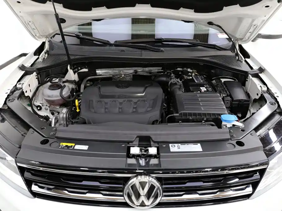 Volkswagen Tiguan 2019 — фото 22