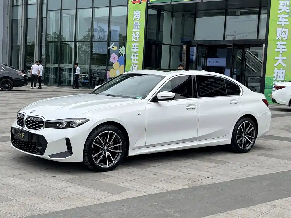 BMW 3 Series 2023