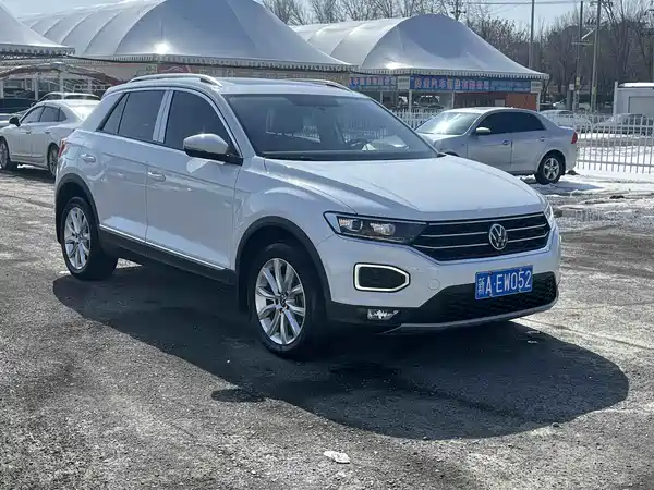Volkswagen T-Roc 2023