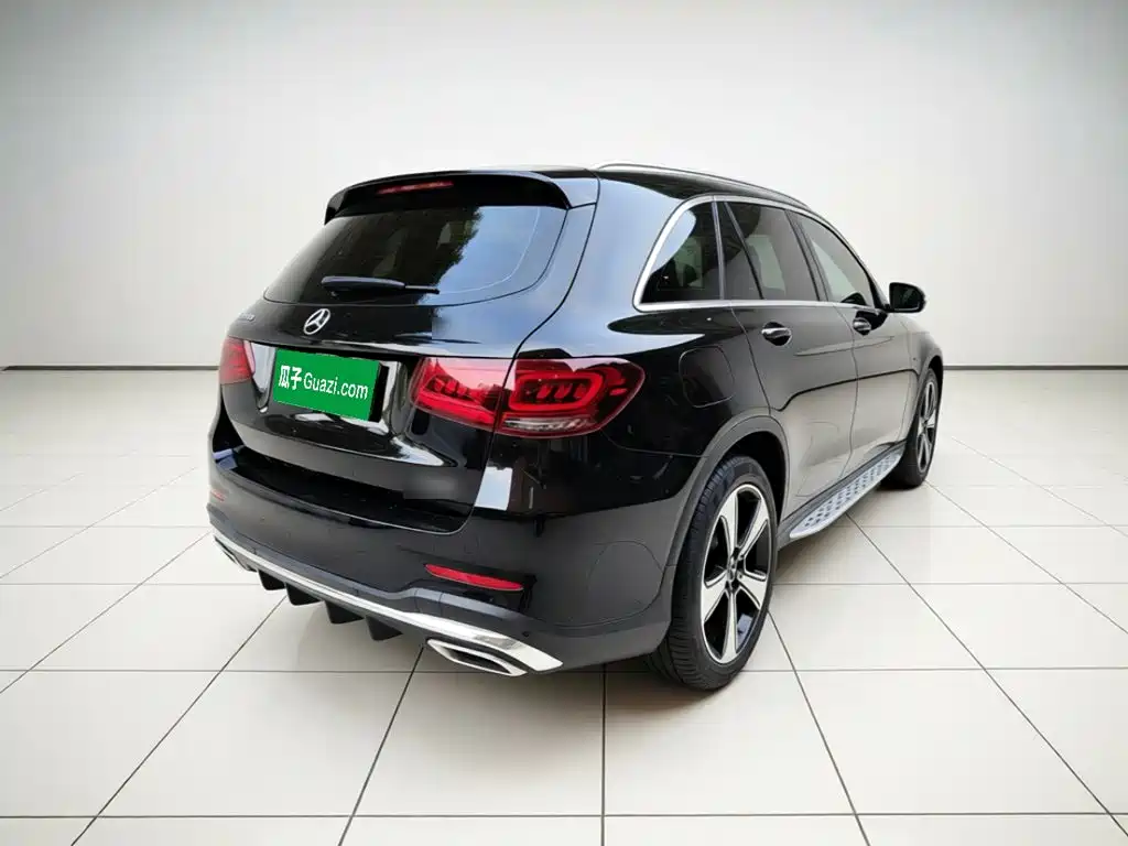 Mercedes-Benz GLC 2023