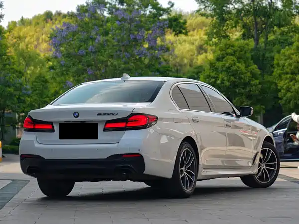 BMW 5 Series 2022