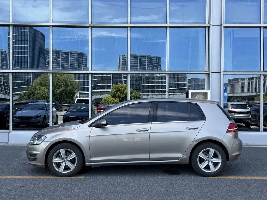 Volkswagen Golf 2016
