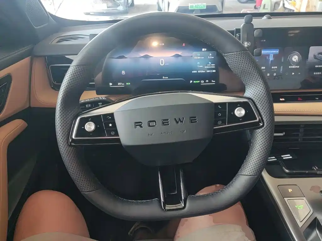 Roewe RX5 New Energy 2023 — фото 11