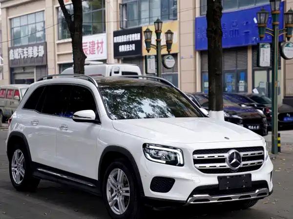 Mercedes-Benz GLB 2021