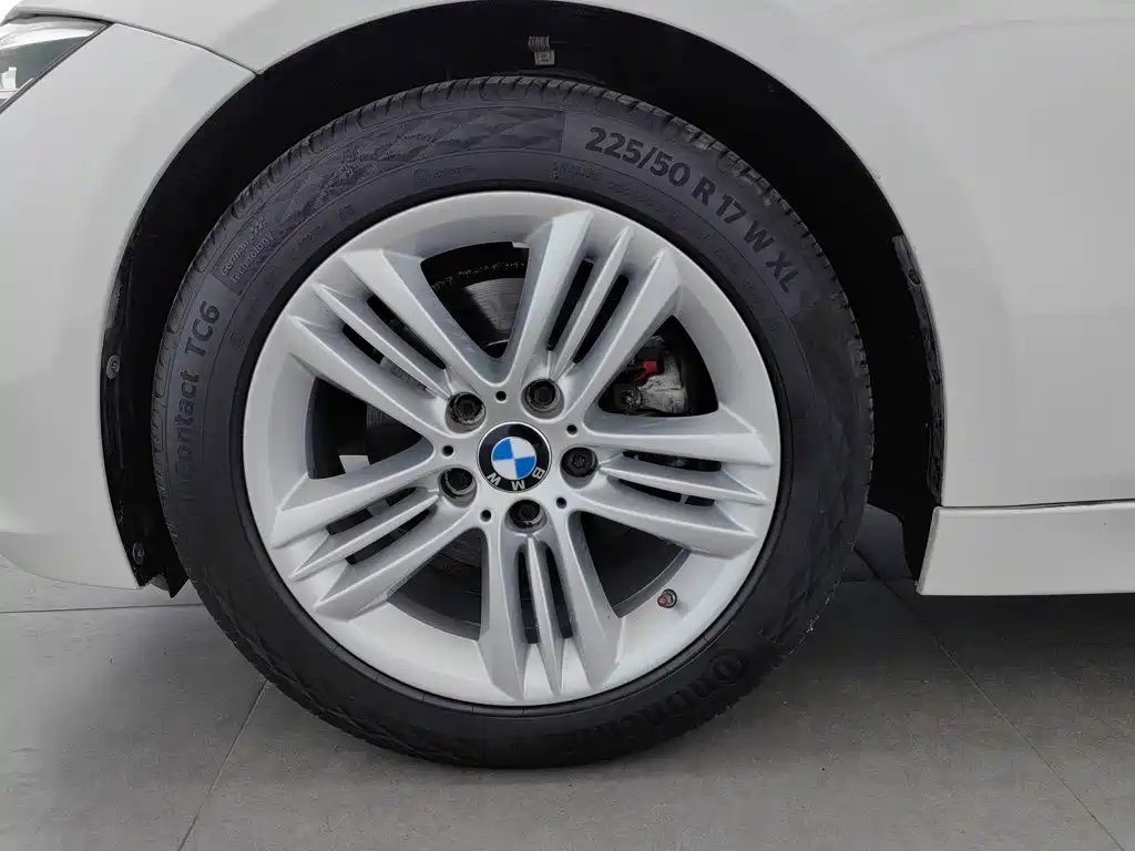 BMW 3 Series 2016 — фото 17