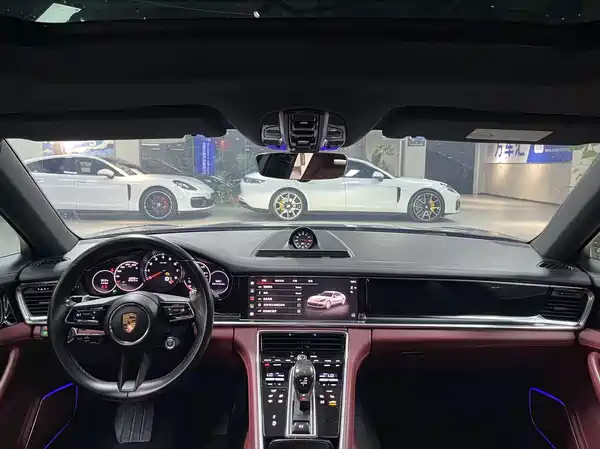 Porsche Panamera 2022