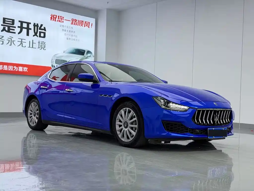 Maserati Ghibli 2017 — фото 3