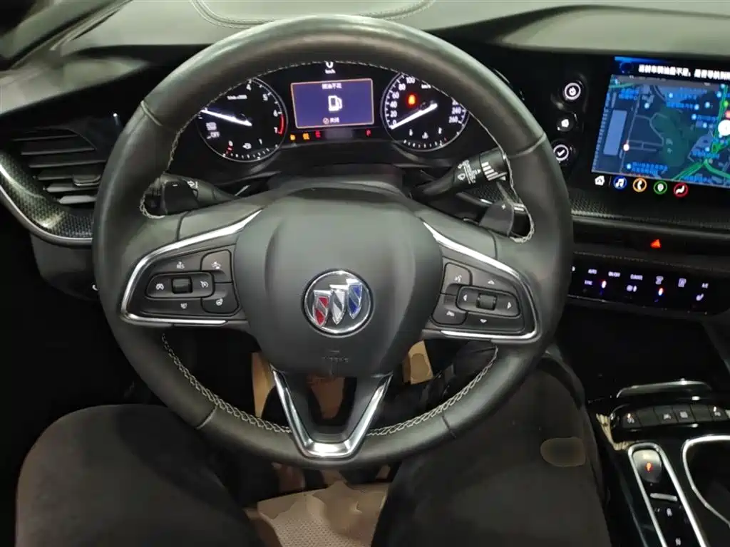 Buick Envision Plus 2023 — фото 11