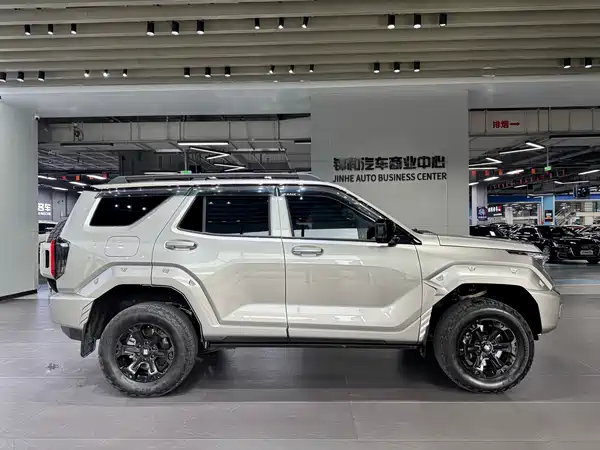Tank 400 New Energy 2025