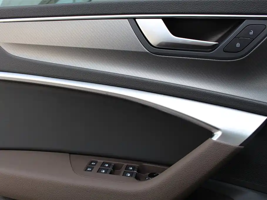 Audi A7L 2024 — фото 7