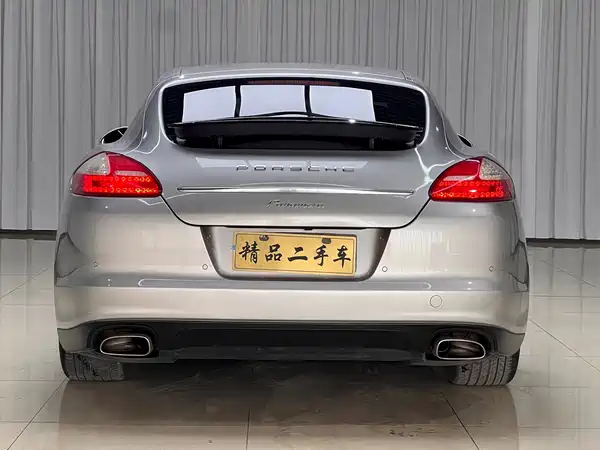 Porsche Panamera 2012