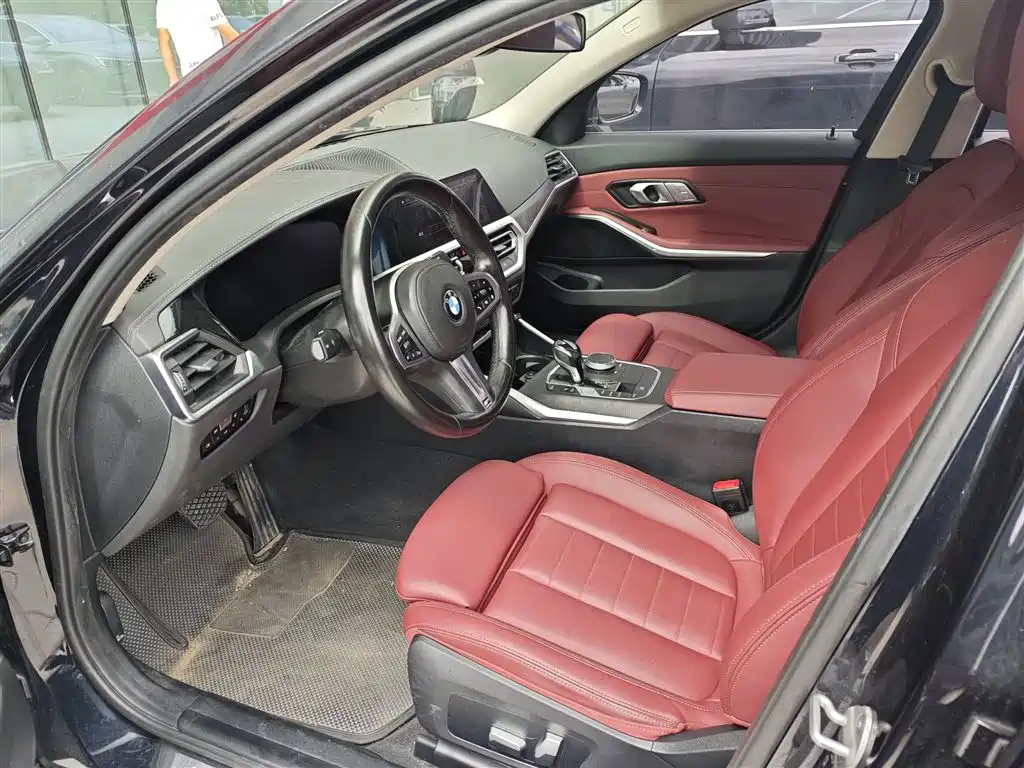 BMW 3 Series 2021