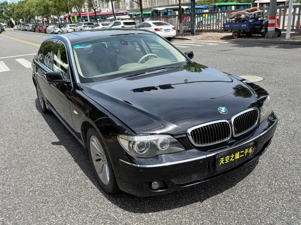 BMW 7 Series 2006 — фото 2