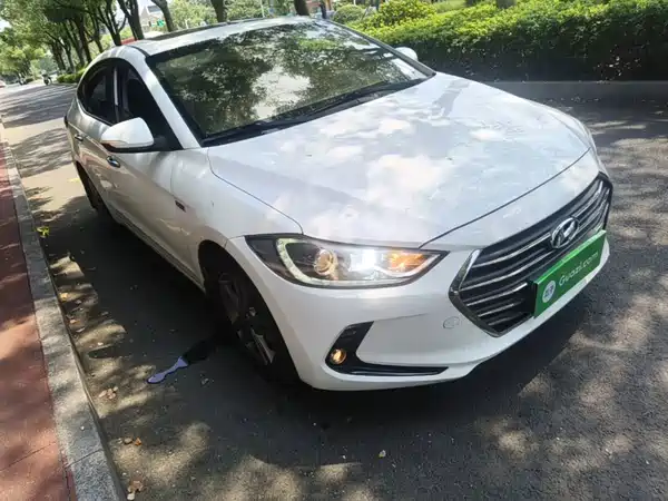 Hyundai Celesta 2017