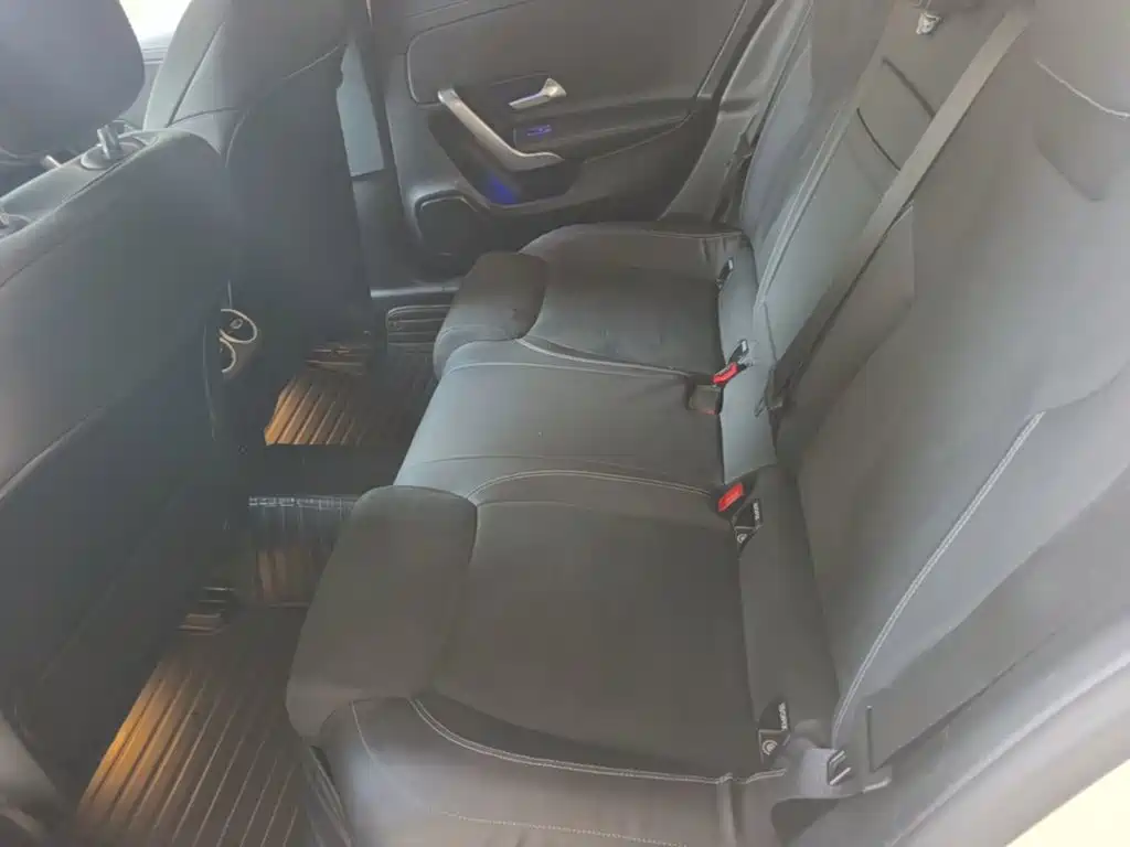Mercedes-Benz A-Class 2021 — фото 17