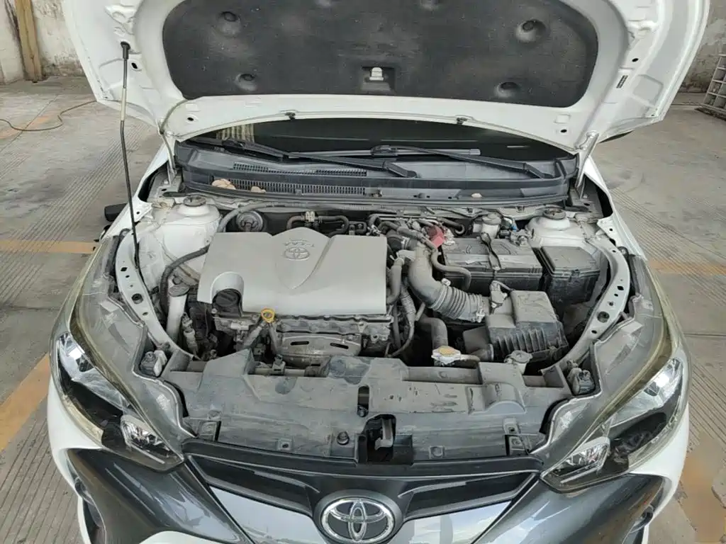 Toyota Yaris L 2016 — фото 20