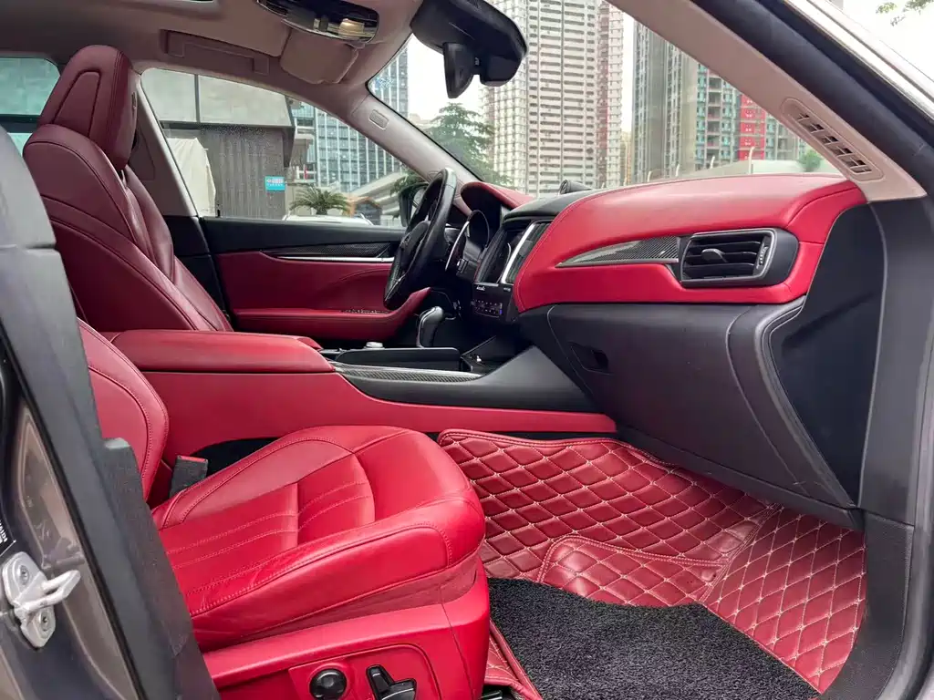 Maserati Levante 2016 — фото 6