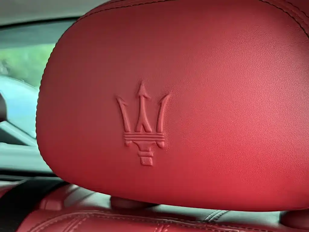 Maserati Levante 2016 — фото 24