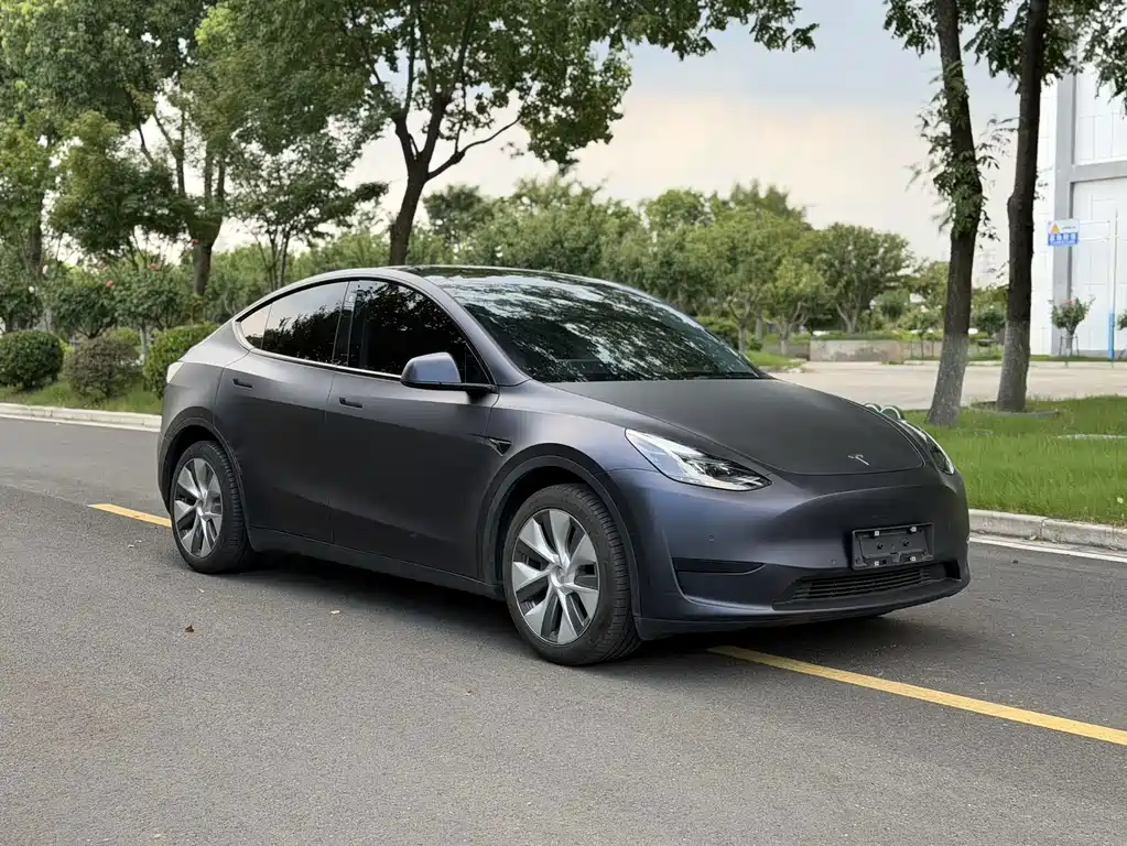 Tesla Model Y 2022 — фото 2