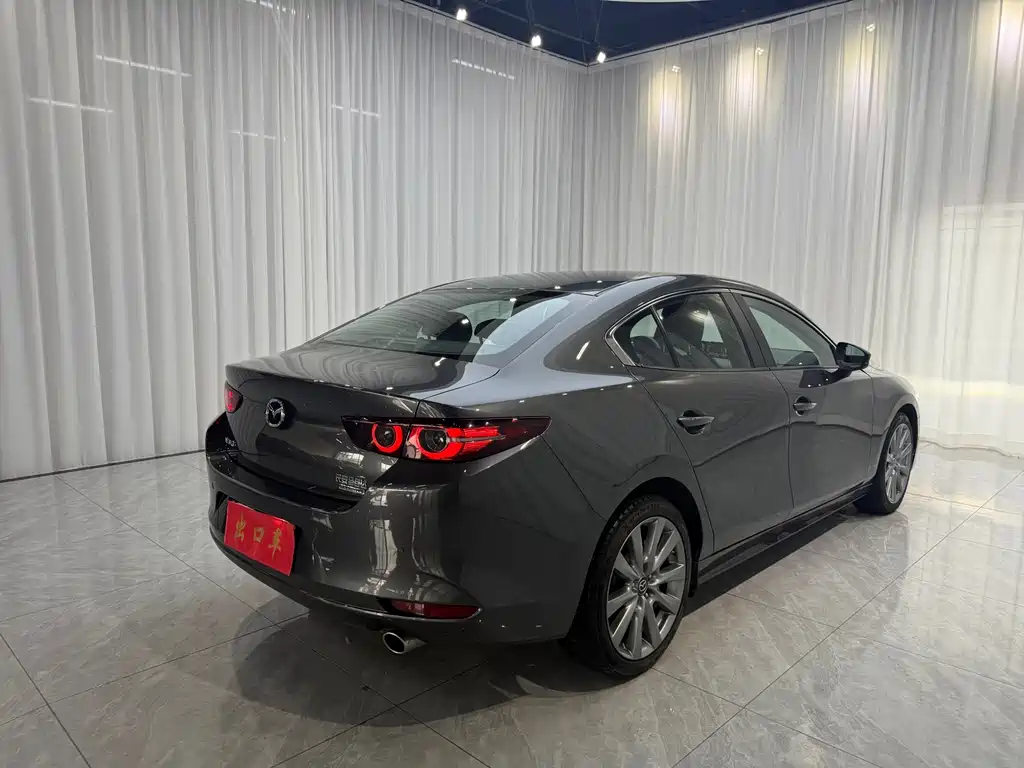 Mazda 3 Axela 2023