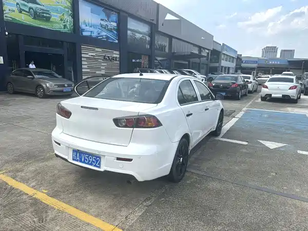 Mitsubishi Lancer EX 2014
