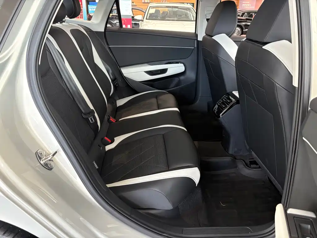 Volkswagen Sagitar 2026