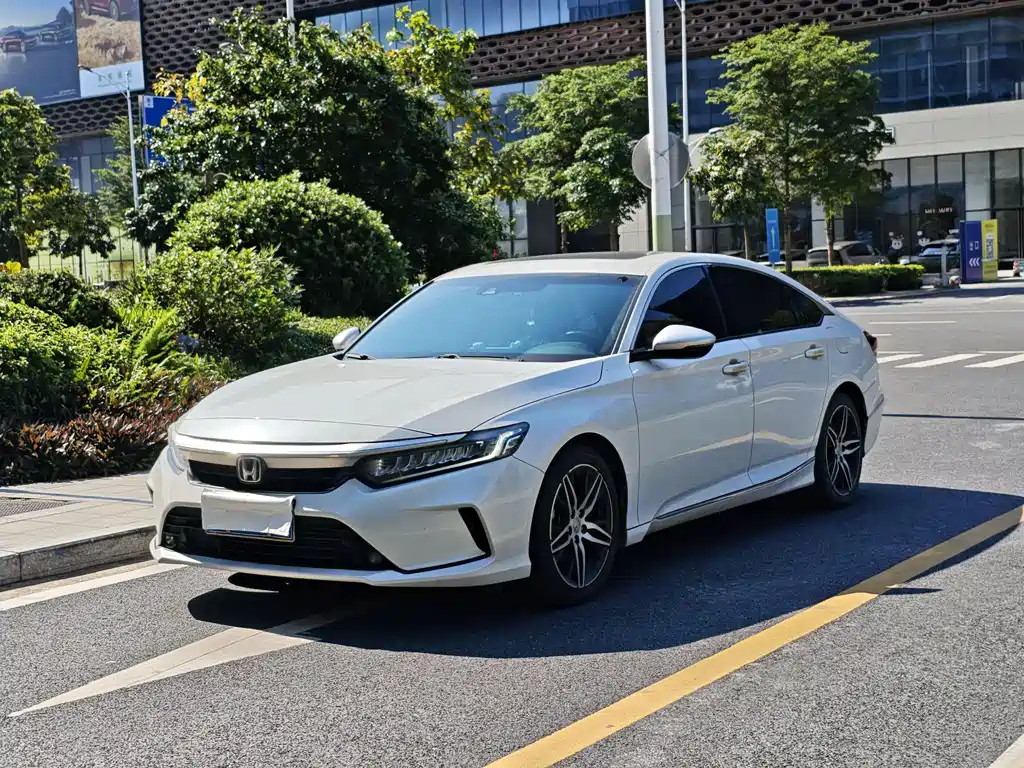 Honda Inspire 2023 — фото 1