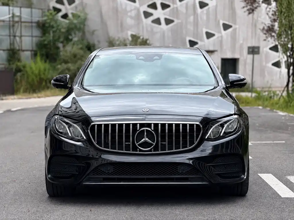 Mercedes-Benz E-Class 2020