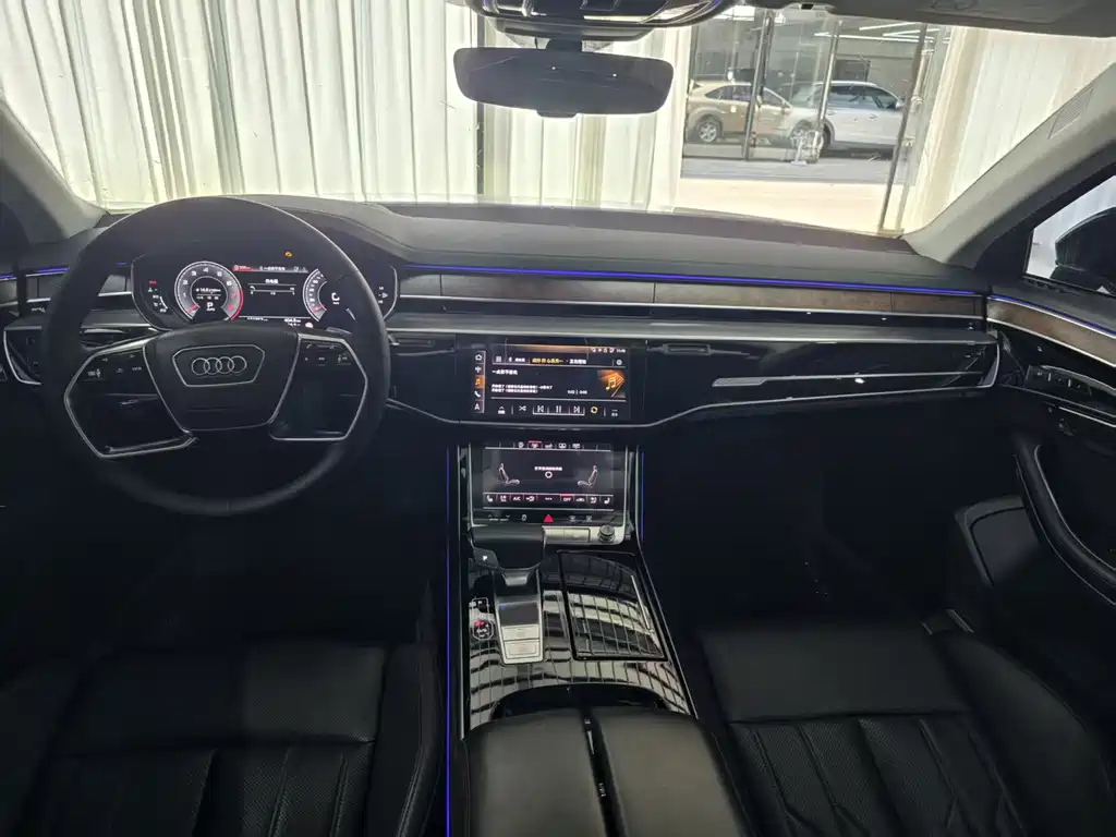 Audi A8 2020 — фото 13