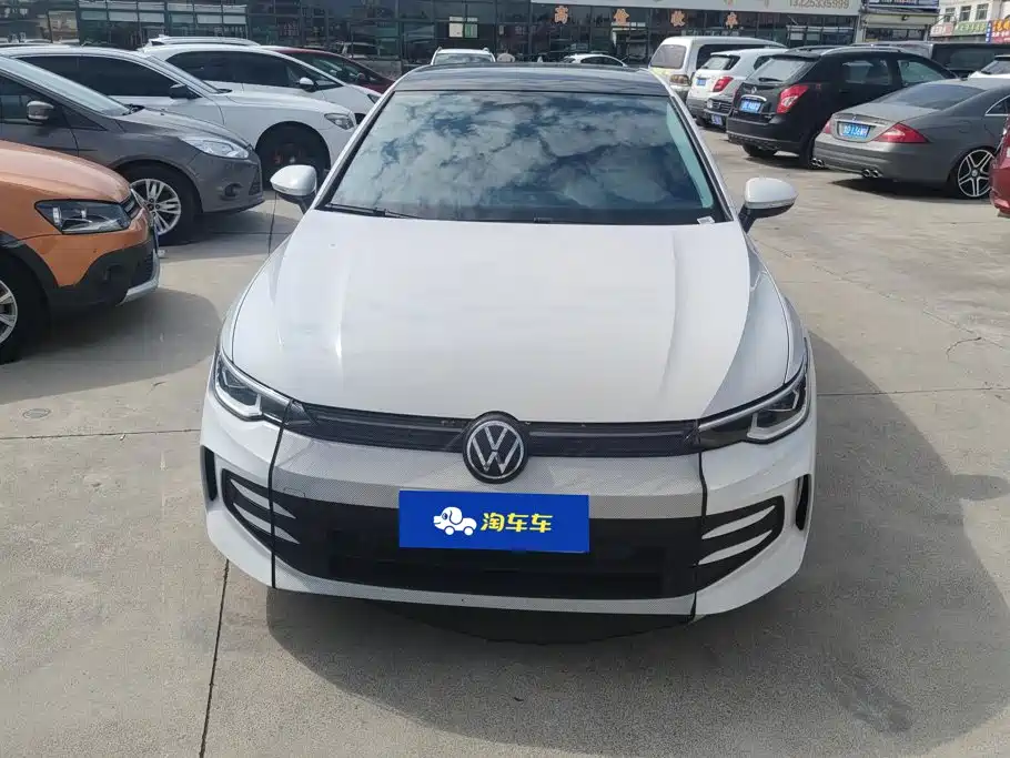 Volkswagen Golf 2026