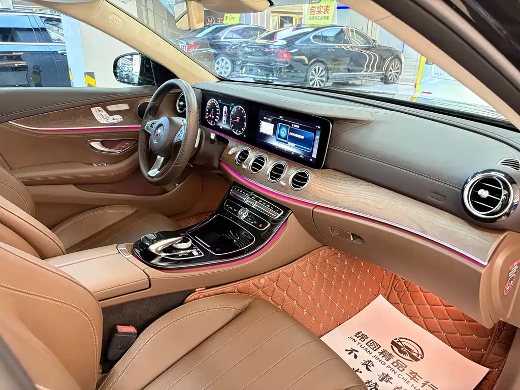 Mercedes-Benz E-Class 2017 — фото 19