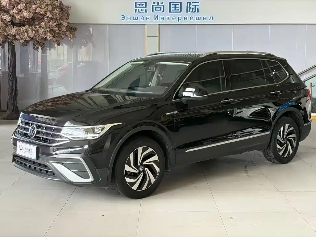 Volkswagen Tiguan L 2022