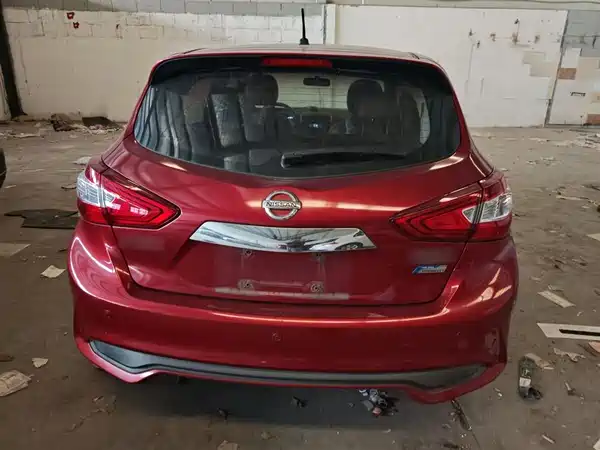 Nissan Tiida 2016