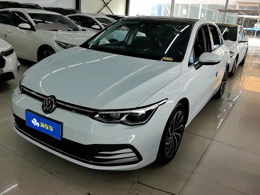 Volkswagen Golf 2021
