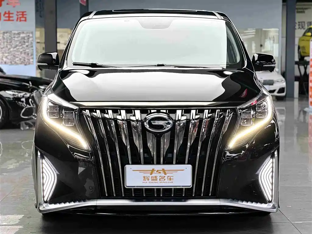 GAC Motor Trumpchi M8 2022 — фото 2