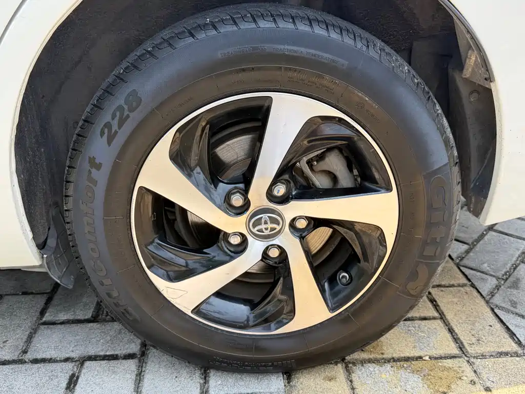 Toyota Levin 2018 — фото 18