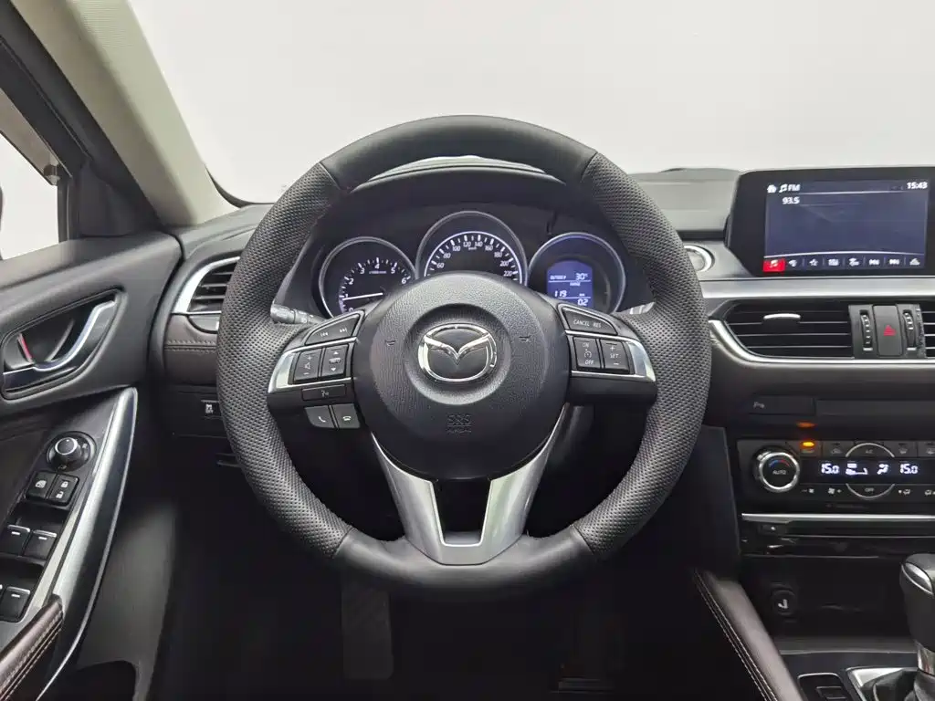 Mazda Atenza 2016 — фото 11